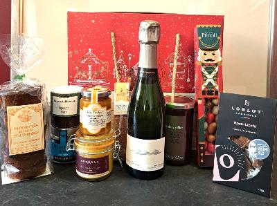 98.35€ Noël Gourmet ( avec Champagne et foie gras de canard  entier)